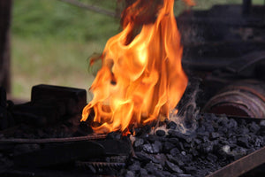 3 conseils avisés pour gérer le feu de votre forge en toute simplicité - ForgeOrigine
