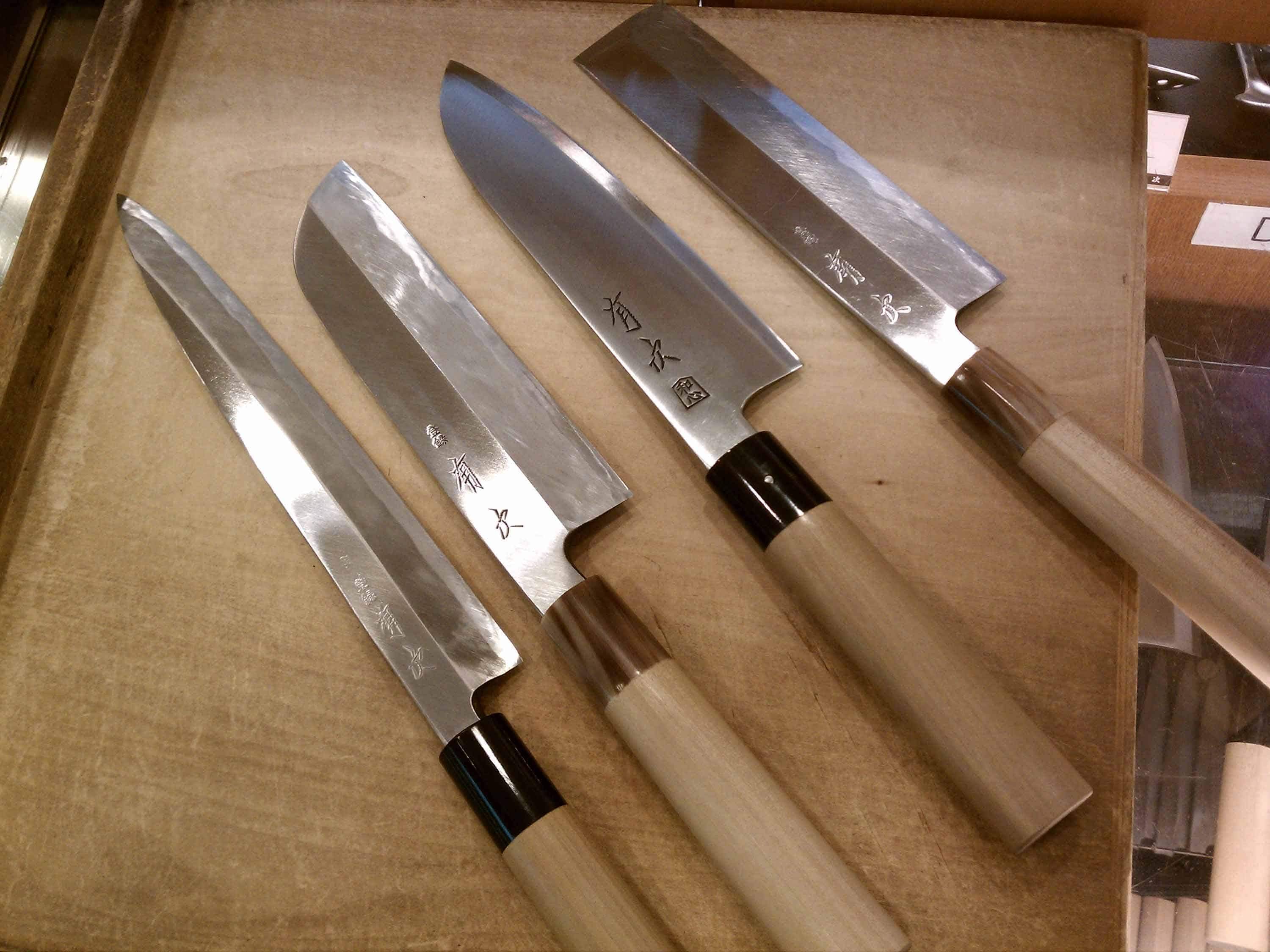 Les couteaux japonais et leurs qualités - ForgeOrigine