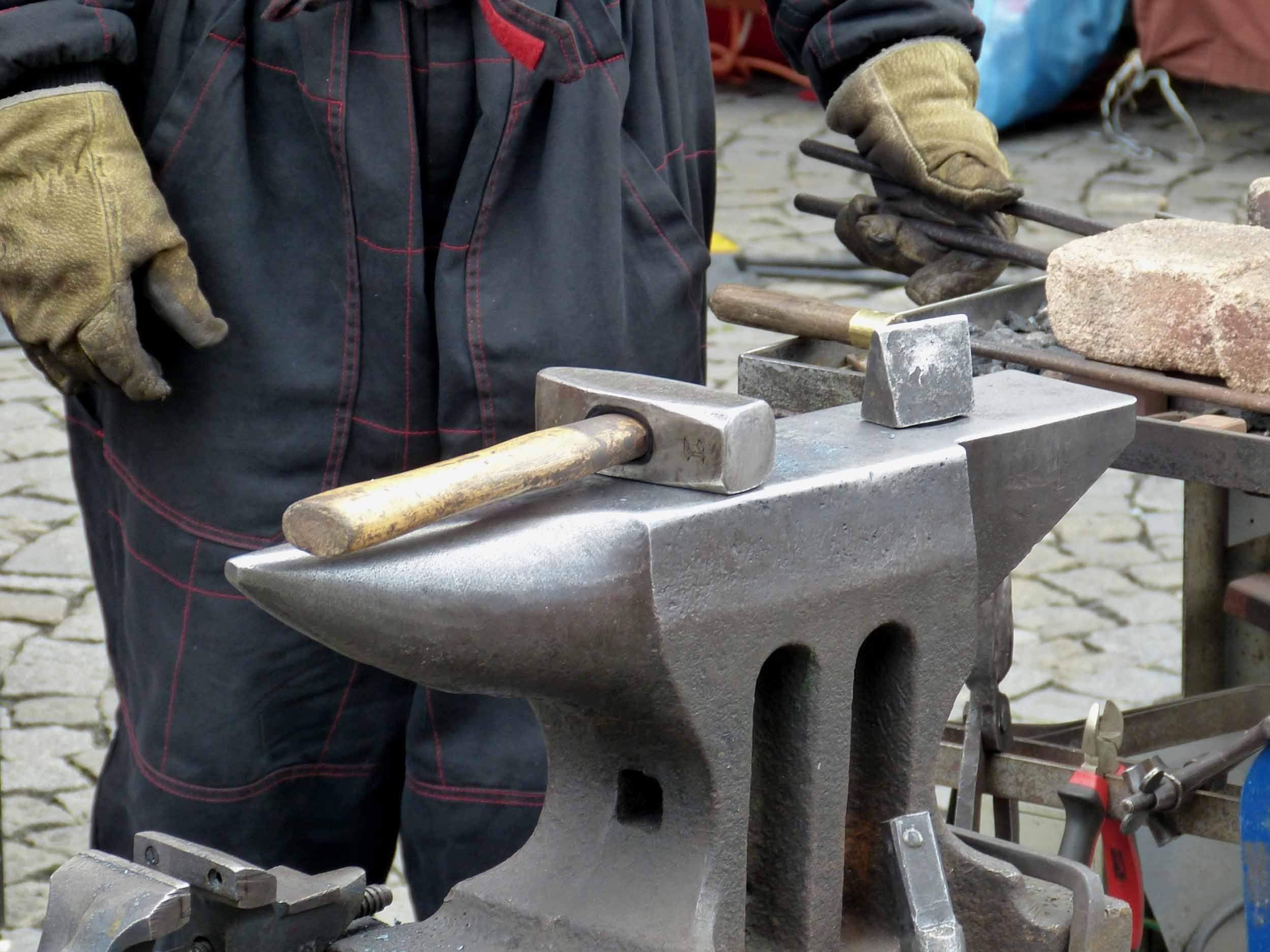 Matériel de protection en coutellerie et forge - ForgeOrigine