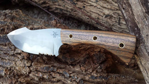 Le fameux couteau bushcraft - ForgeOrigine