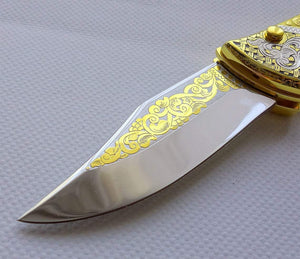Couteau pliant avec ornement d'or - ForgeOrigine