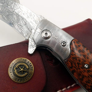 Couteau pliant en damas avec étui en cuir (4565146304572)
