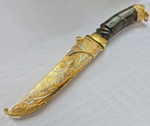 Couteau scorpion en or et damas - ForgeOrigine