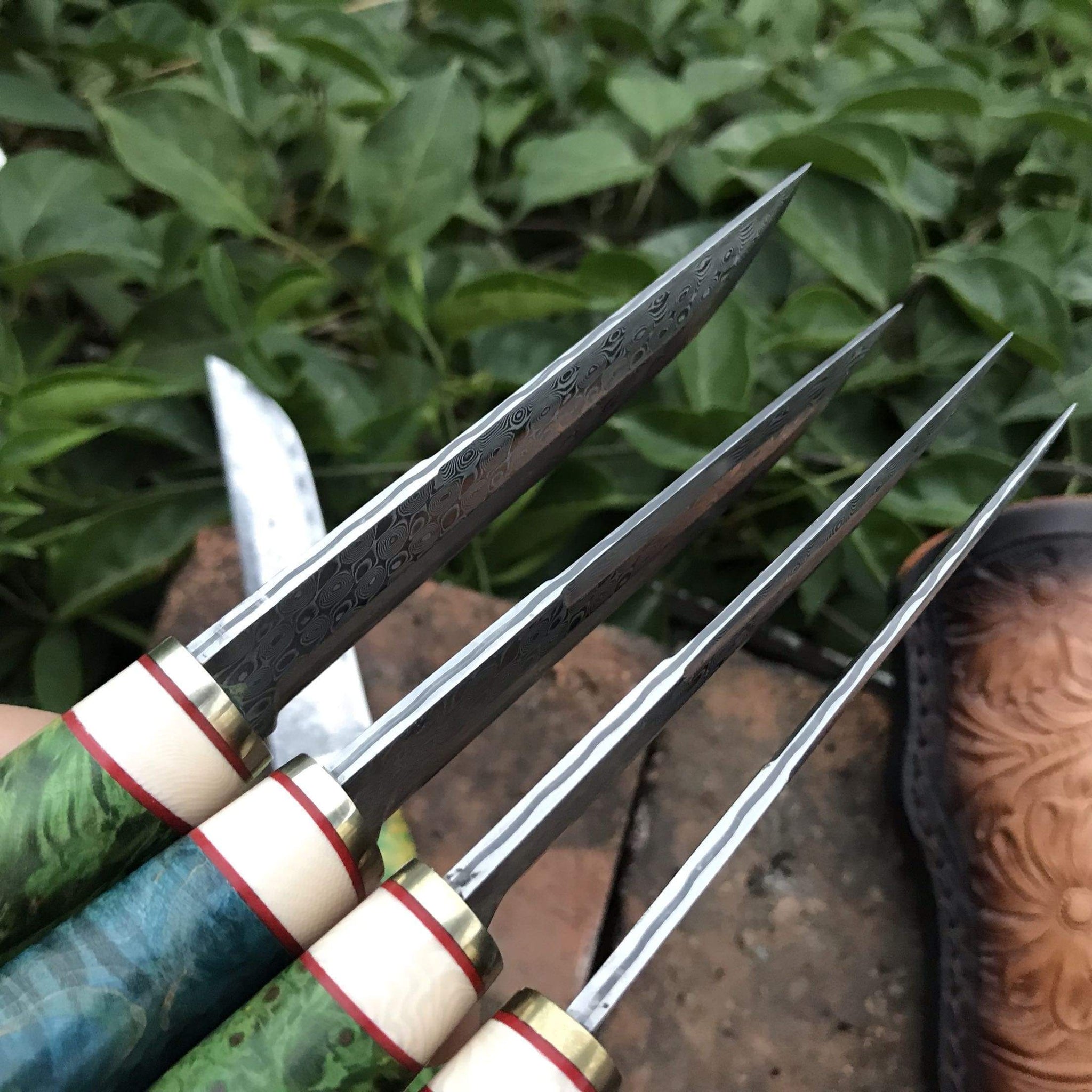 Couteau viking en acier damas avec poignée en bois / os - +queespadas