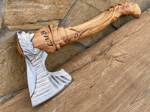 Hache Viking manche sculpté - ForgeOrigine