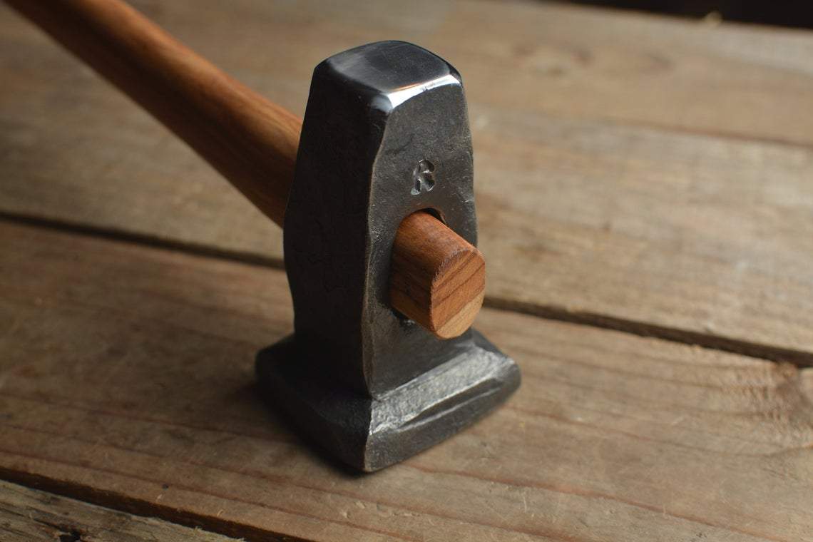 Marteau de forgeron plat forgé - ForgeOrigine